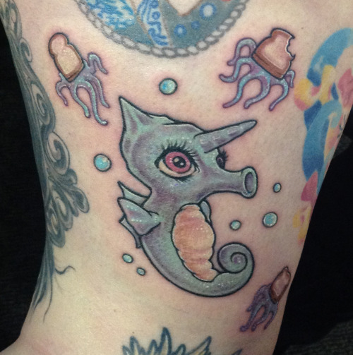 stickysheep:  My hubby is amazing at what he does. This is such a cute tattoo!  absolutely in love */////*