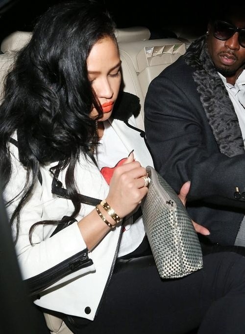 flyestfemales:  flyestfemales