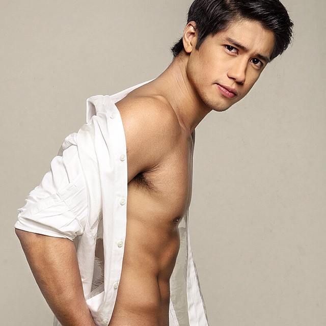 365daysofsexy:ALJUR ABRENICA