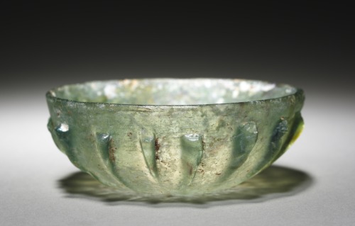 cma-greek-roman-art: Shallow Ribbed Bowl, 25, Cleveland Museum of Art: Greek and Roman Art Size: Dia