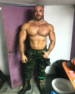 bigsexymenjp86:  Ori Avrahami