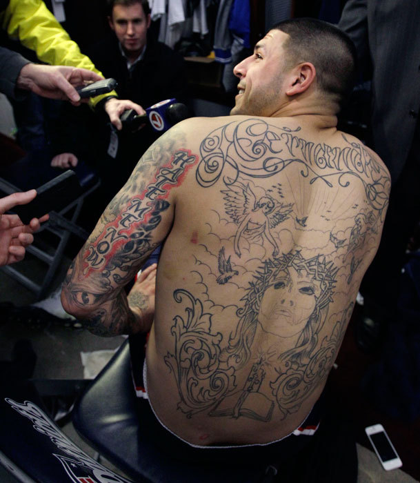 suthrnblakbear:  Aaron Hernandez pic dump cause damn it I can’t help myself.