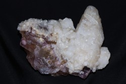 ifuckingloveminerals:  Calcite, Fluorite