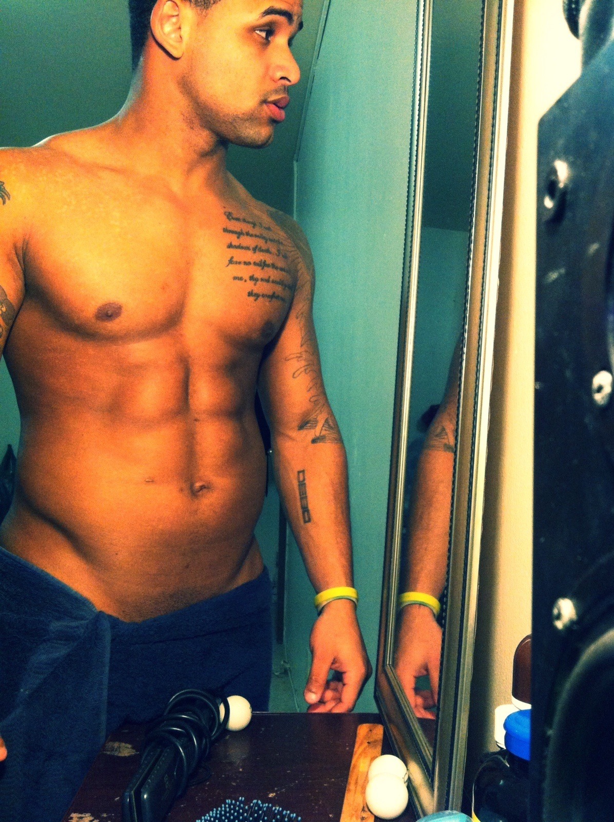savvyifyanasty:  &gt; he’s everything   Follow me @ savvyifyanasty.tumblr.com