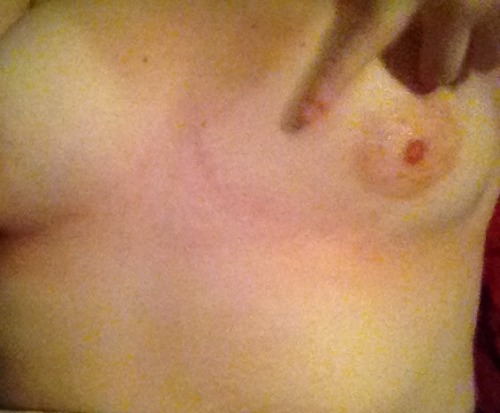 spankbitefuck:  wiped the juices from my wet pussy all over my hard nipples ;)