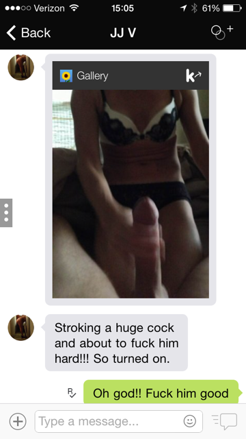 cuckoldtext:  So hot.  an oldie, but a goody