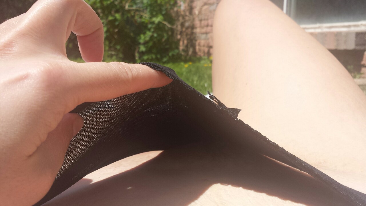 control-and-craving:  An anon requested a panty peek today.  I’m outside overdosing