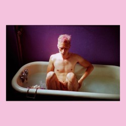 byluisvenegas:PINK - A ROSÉ EXHIBITION Edited and Curated by me for @colette February 20 - March 18 2017  All artworks available now! Tyler Udall Shade In Bathtub Vancouver, 2010 61 x 51 cm #PinkByLuisVenegas #TylerUdall (en colette Paris)