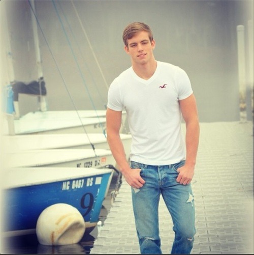 lets talk about Dustin McNeer aka best Hollister model ever