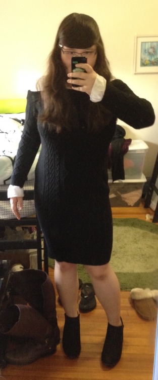 I love this sweater dress~