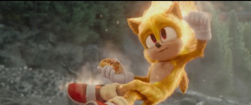 Does anyone noticed that movie Sonic is doing the Sonic forces pose? I  noticed it today and they have the similar energy (Didn't know how to flair  this one) : r/SonicTheHedgehog