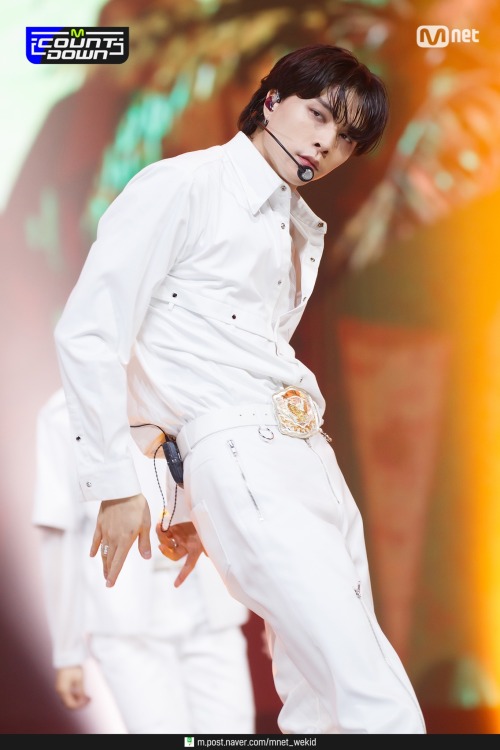 Johnny Suh EVERYONE