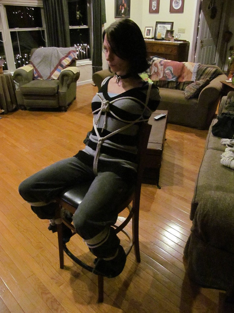 ropeandthings:  fuckiamsexedout:  2of2 Girlfriend tied up at home (Amateur Bondage)(BDSM,