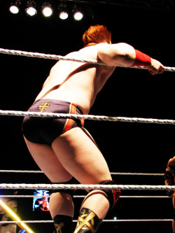 bitcheslovewrestling:  Hay  Wow That Irish