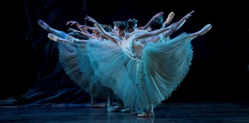 El Ballet de Santiago production of Giselle.