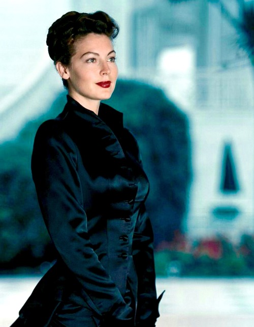 avasgal:Happy Birthday Ava Gardner!!!(December 24th, 1922 - January 25th, 1990)“She’s extremely inte