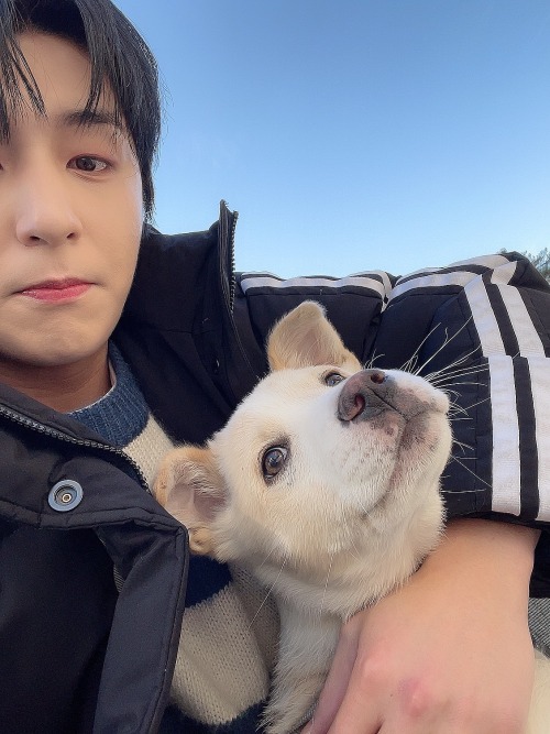 babeseungmin:goldenchild:220304 Hi_Goldenness# One cut with a dog @xiaojvn
