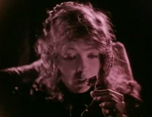 catskewl: fallinyourtidalwaves:lillian gish in broken blossoms Anniversary of Broken Blossoms’