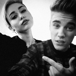 calins:  jileyyyyyy