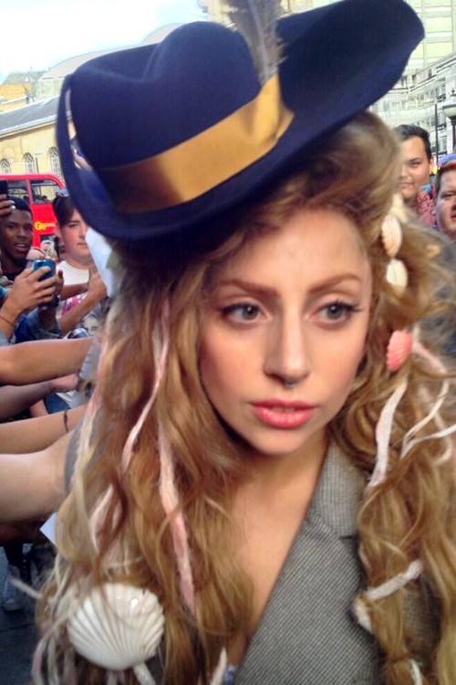 thatboyisamonnster:  Lady Gaga leaving her hotel in London earlier.