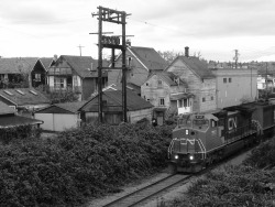 livefromeastvan:  The other side of the tracks