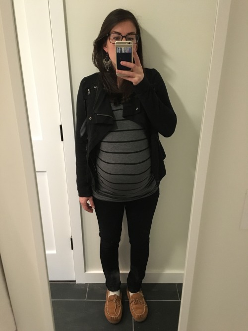 Days 122-130Then, the baby came!! :) P.S. I wore black uggs whenever you see those slippers. Yo