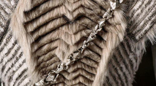 daenerys-stormborn: Costume details of Daenerys’ winter coat (x)- As for Dany’s coat, Cl