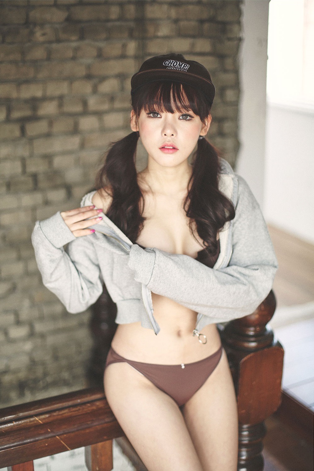 gravure-glamour:  Jia