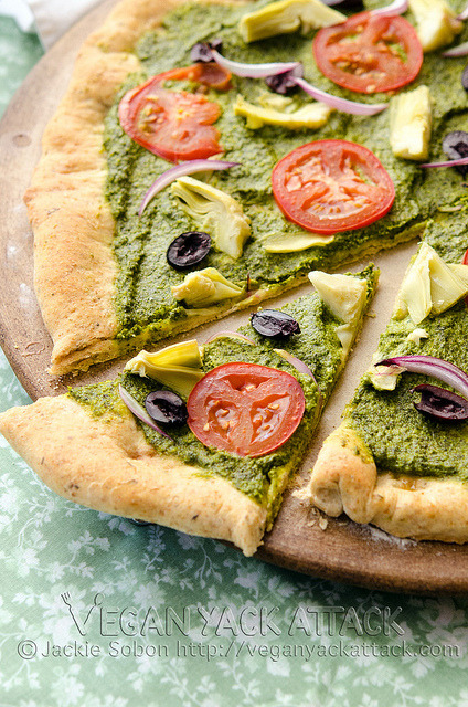 veganfeast:  Mediterranean Pesto Pizza by Yack_Attack on Flickr.
