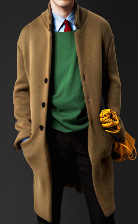 asthetiques:  Burberry Prorsum - Cashmere Knit Chesterfield Coat. 