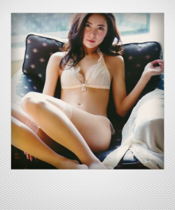 polaroid-girl-blog:    石川恋 Ren Ishikawa