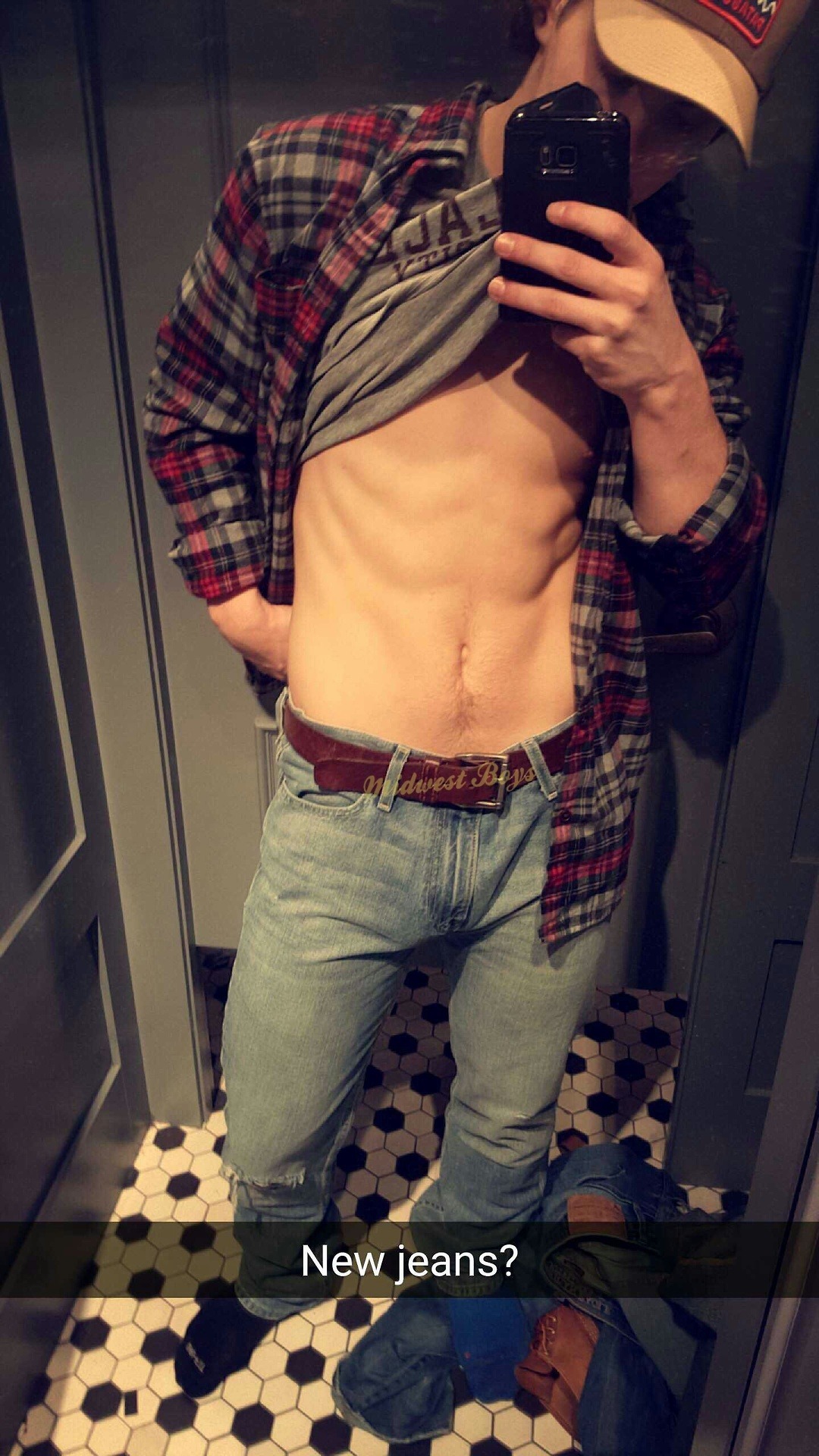 midwestboys:  Hunter! Hmu for his full set of pics! 🍑🔥