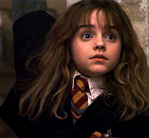 hpladiesdaily:Clearly, Hermione knows. Seems a pity not to ask her.