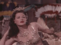 vavavoomrevisited:  Yvonne DeCarlo , deliciously decadent 