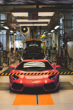 classyhustler:  pearl in Factory | photographer 