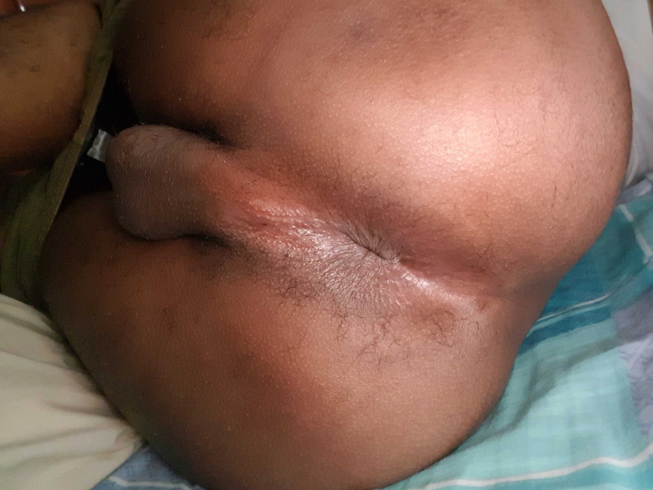 sgcurious:  Sissy tasks and humiliation messages are definitely welcome.  Please