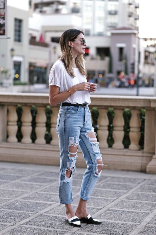 The Minimalist’s Wardrobe - Blue Jeans | White Blouse