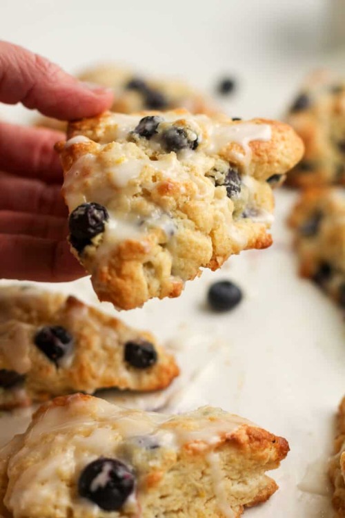 fullcravings:Best Blueberry Lemon Scones