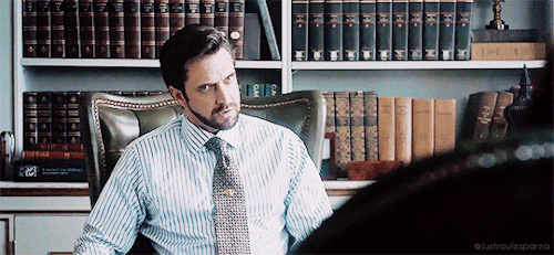 justraulesparza: Frederick Chilton in every episode Entrée (2/3)