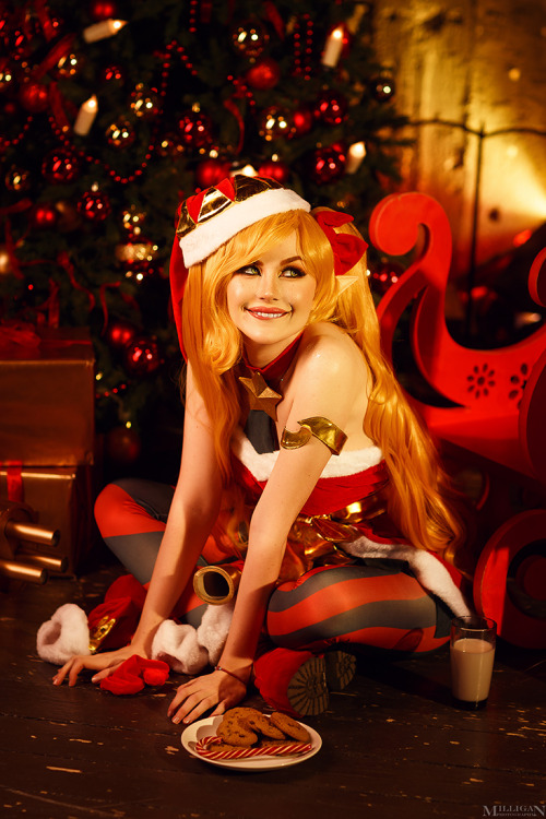 vick_torie as Ambitious elf Jinx photo, makeup by mewww.instagram.com/milliganvick