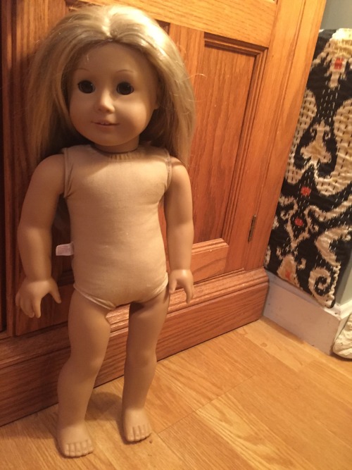 KAILEY RETIRED AMERICAN GIRL DOLLRare, barely used American Girl doll for sale. No damage, stains or