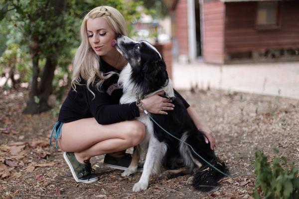 Hanging out with Smokey  picture by @tyler_nixon  