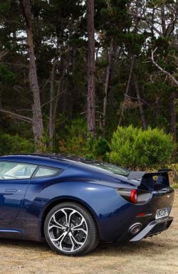 newconceptcars:  Aston Martin V12 Zag