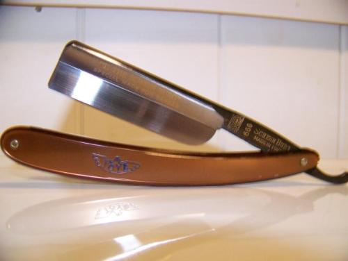 knifepics:  Straight Razor - Japanese Origin