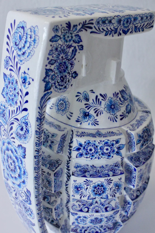 thesadnessrabbit: urhajos: Ceramics ist Krieg, Helena Hauss @drukhari looooooook