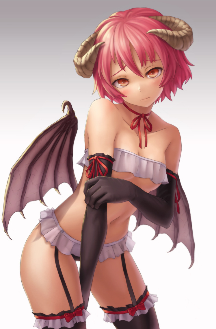 Lolis on all sides