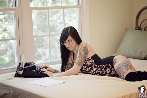 suicidegirlslover:  Moony Suicide adult photos