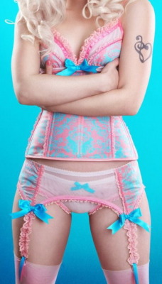 sirnerdydom:  I love it. Adorable… 