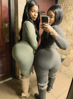 Retardedthick:  Double Time 👭