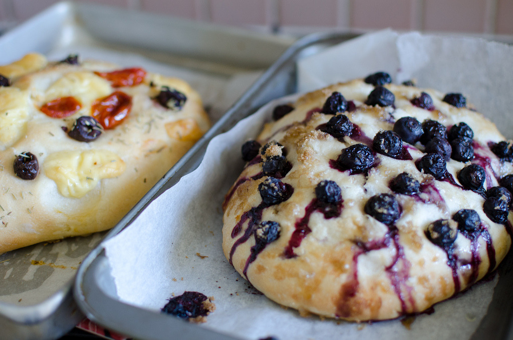 delectabledelight:  Bread! (by melpenguin) 